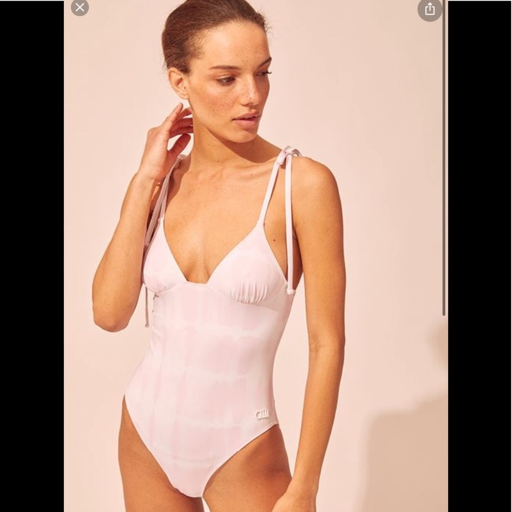 Solid & striped pink Olympia ballet tie dye one piece swimsuit size S